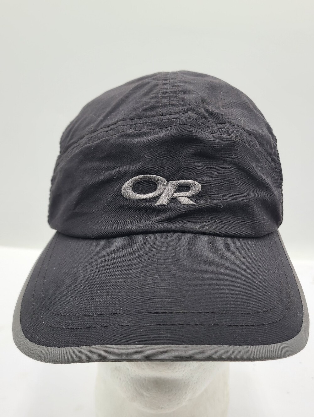 B55 Outdoor Research Swift Cap Black Mesh Running Hat Adjustable Performance